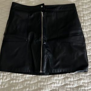 Womens Size 6 leather skirt